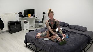 Homemade video be fitting of tattooed Lisa Rocketcock being fucked fast