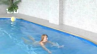Naked chick seduced by a fellow for a sex at a pool side